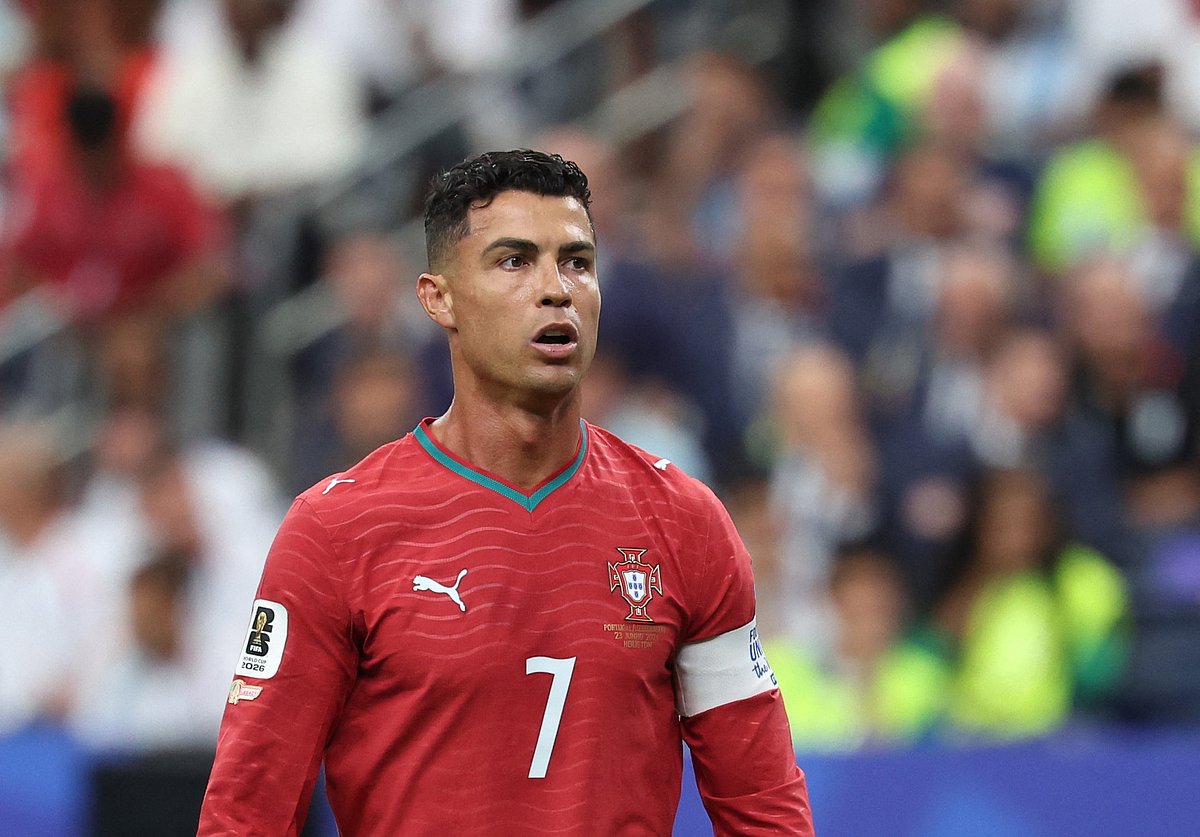 ‘এটা গোল করারই ম্যাচ ছিল’, রোনালদোর জোড়া গোলের পর ইব্রাহিমোভিচ