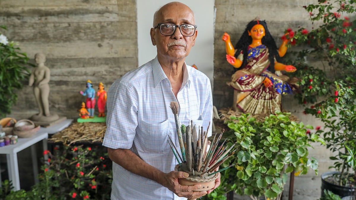 লাভ-লোকসান নিয়ে কোনো দিন ভাবিনি: পুরস্কারজয়ী প্রতিমাশিল্পী হরিপদ পাল