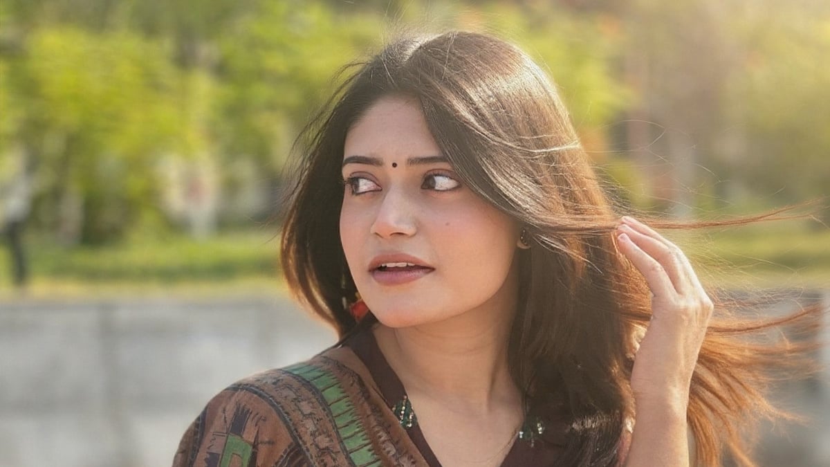 শাকিরার ‘ডাই ডাই’ গান গেয়ে ভাইরাল কে এই সিনথিয়া