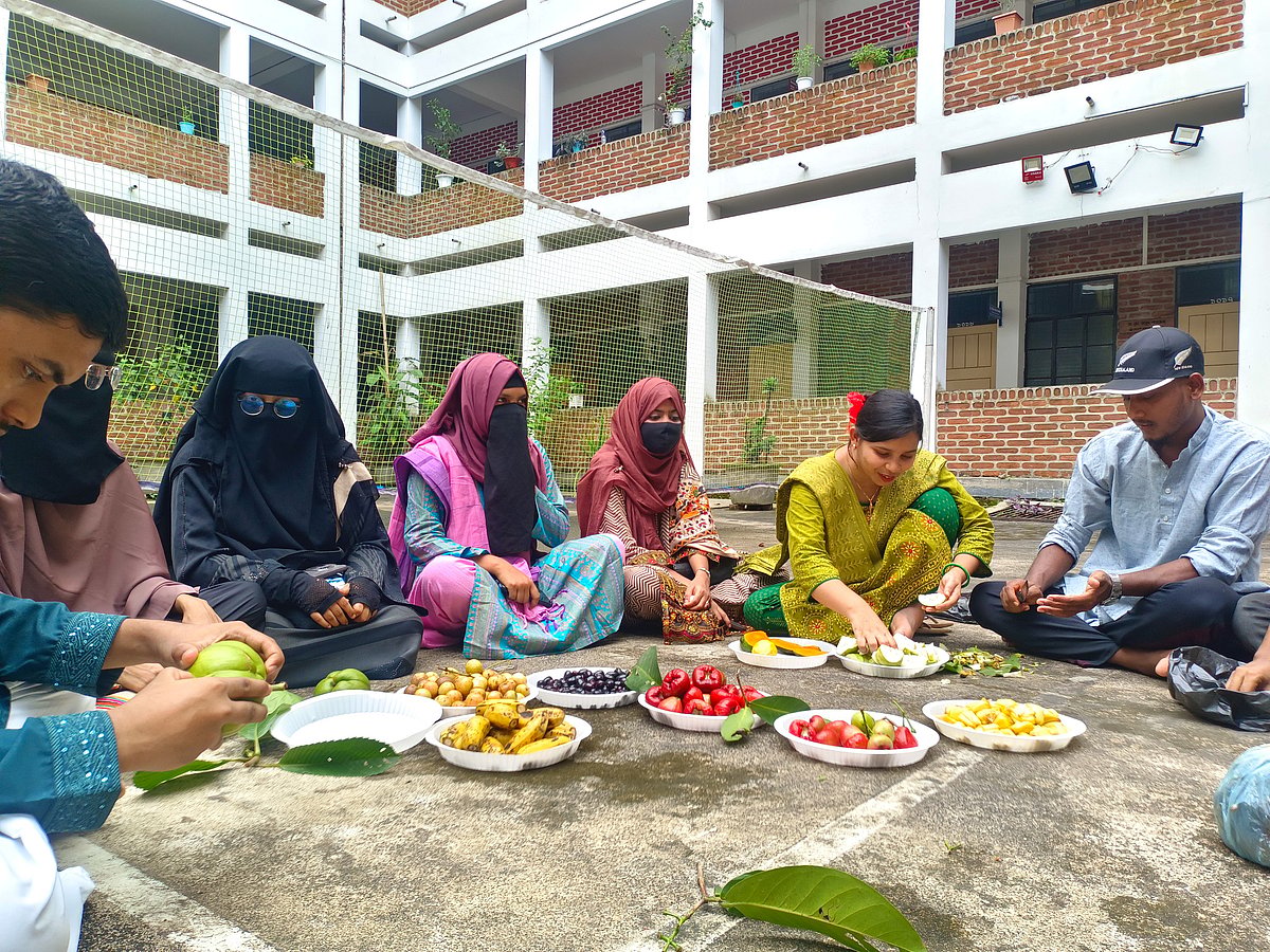 শাবিপ্রবি বন্ধুসভার মৌসুমি ফল উৎসব