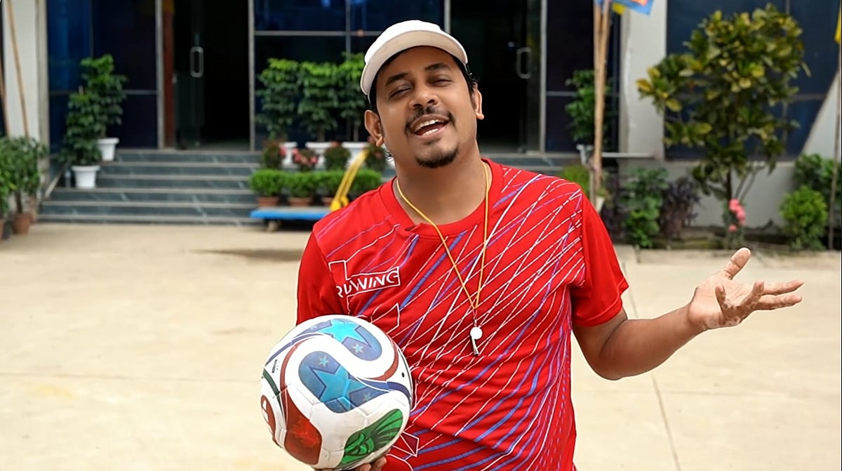 ইস্ট ওয়েস্ট মেডিকেল কলেজের শিক্ষার্থীরা শুধু পড়ছেই, নাকি ফুটবল বিশ্বকাপও দেখছে? | মেডস্টুডেন্টস ফুটবল ফিভার | পর্ব–৩
