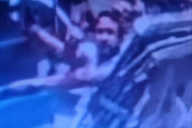 মিরপুরে হত্যা মামলার বাদীর বাসায় ককটেল হামলা, চার দিন পর মামলা নিল পুলিশ