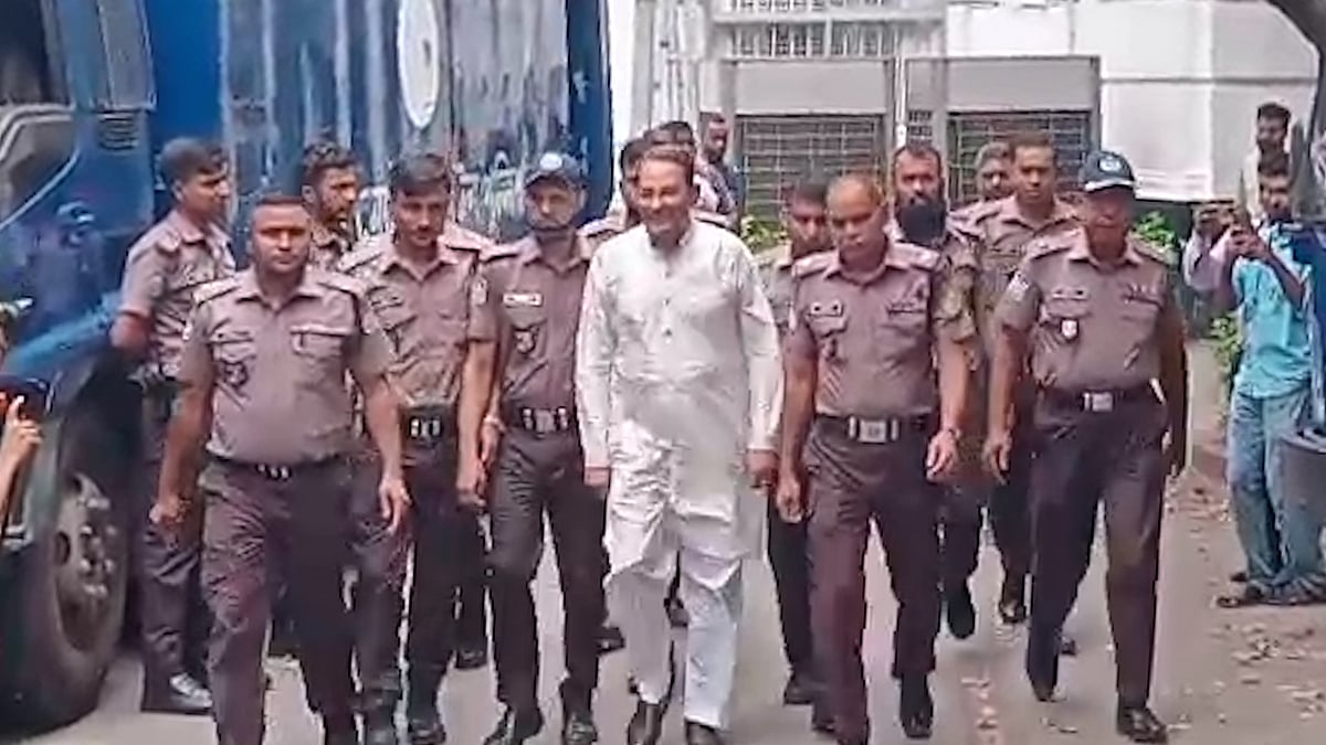 জুলাই গণ–অভ্যুত্থান: মানবতাবিরোধী অপরাধের দায়ে ইনুর ১০ বছরের সশ্রম কারাদণ্ড