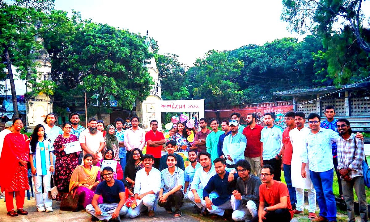 দেশীয় ফলের সুবাসে, বন্ধুত্বের উচ্ছ্বাসে