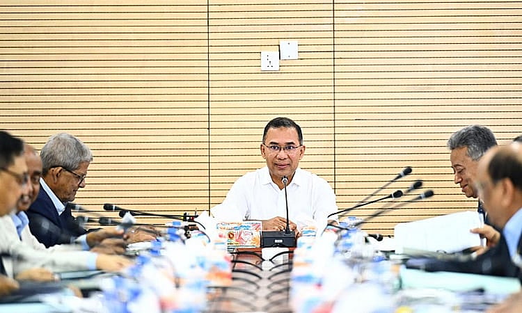 সচিবালয়ে প্রধানমন্ত্রী তারেক রহমানের সভাপতিত্বে নিকারের ১২১তম বৈঠক অনুষ্ঠিত হয়। ১ জুলাই
