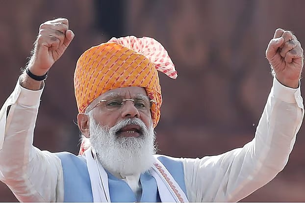 নরেন্দ্র মোদি একমাত্র রাজনীতিক, যিনি প্রায় সিকি শতক ধরে প্রথমে নিজের রাজ্য গুজরাট ও তারপর গোটা ভারতের রাজনৈতিক নিয়ন্তা হয়ে রয়েছেন