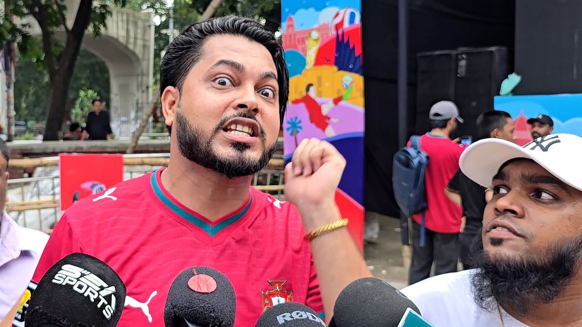 মেসি–রোনালদো মুখোমুখি হওয়া দরকার, বললেন পর্তুগালের সমর্থক