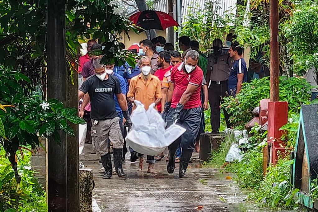 খুলনায় নির্বাচনের দিন নিহত বিএনপি নেতার মরদেহ পাঁচ মাস পর কবর থেকে উত্তোলন
