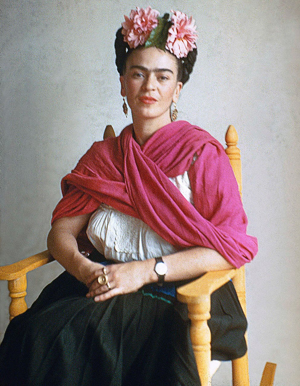 ফ্রিদা কেন এখনো জীবন্ত ফ্যাশন আইকন হিসেবে