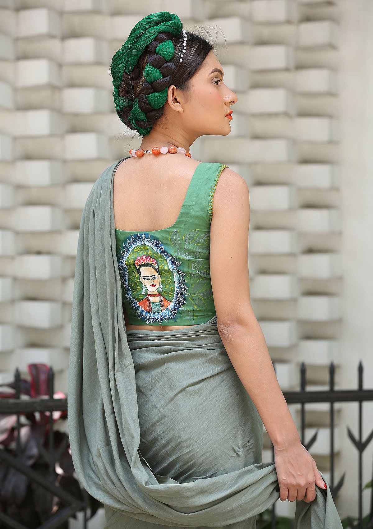 ফ্রিদা কেন এখনো জীবন্ত ফ্যাশন আইকন হিসেবে