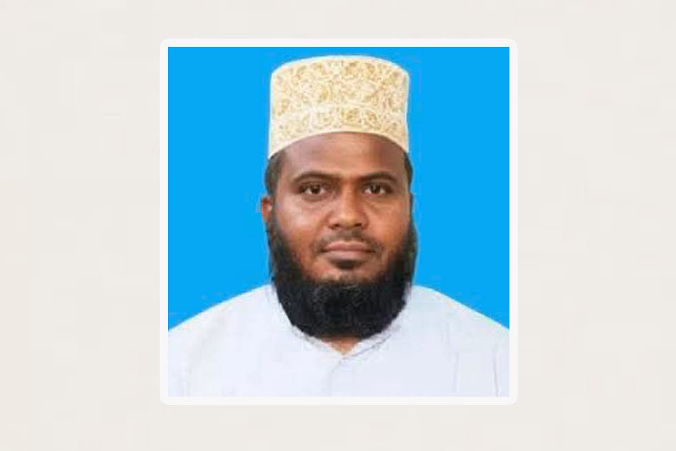 গার্লস কলেজে শিক্ষকতা করায় কুষ্টিয়া জেলা জামায়াতের সেক্রেটারিকে অব্যাহতি