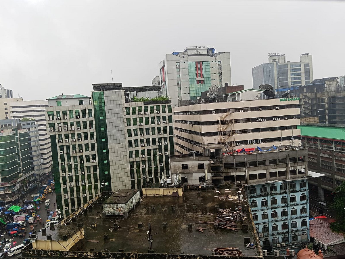ঢাকায় কি আজও সারা দিন বৃষ্টি হবে