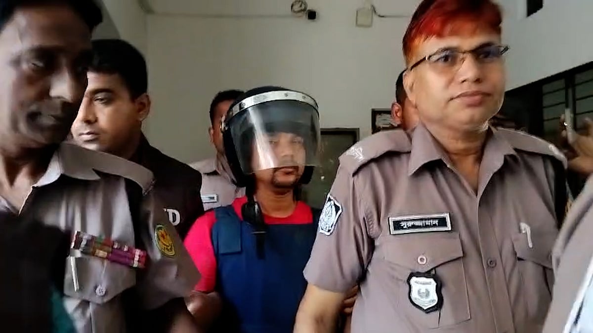 মানি লন্ডারিংয়ের মামলায় আলোচিত হরিদাস চন্দ্রের ৪ দিনের রিমান্ড মঞ্জুর