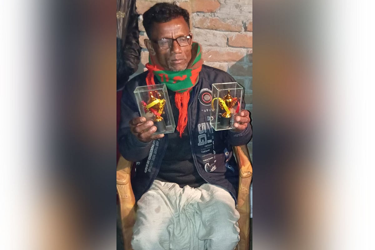 পাবনার সাঁথিয়ায় নিখোঁজ আওয়ামী লীগ নেতার গলাকাটা লাশ উদ্ধার, হত্যার কারণ নিয়ে তদন্ত শুরু