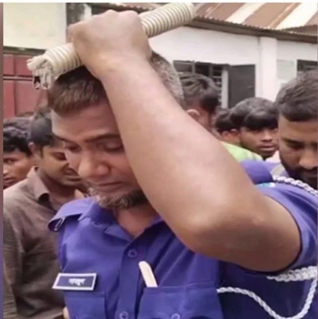 সড়ক দুর্ঘটনায় ছেলে হারানো পুলিশ সদস্য শামসুল হক