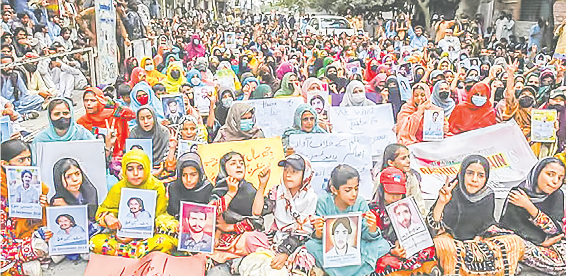 গুম হওয়া বালুচদের সন্ধানের দাবিতে কোয়েটায় স্বজনদের জমায়েত