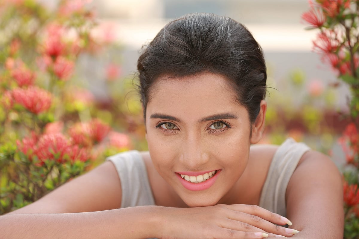 আজ কী রঙের লিপস্টিক পরেছেন