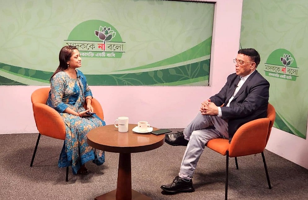 ই-সিগারেট বা ভ্যাপিংয়ের শারীরিক প্রভাব কতটা মারাত্মক