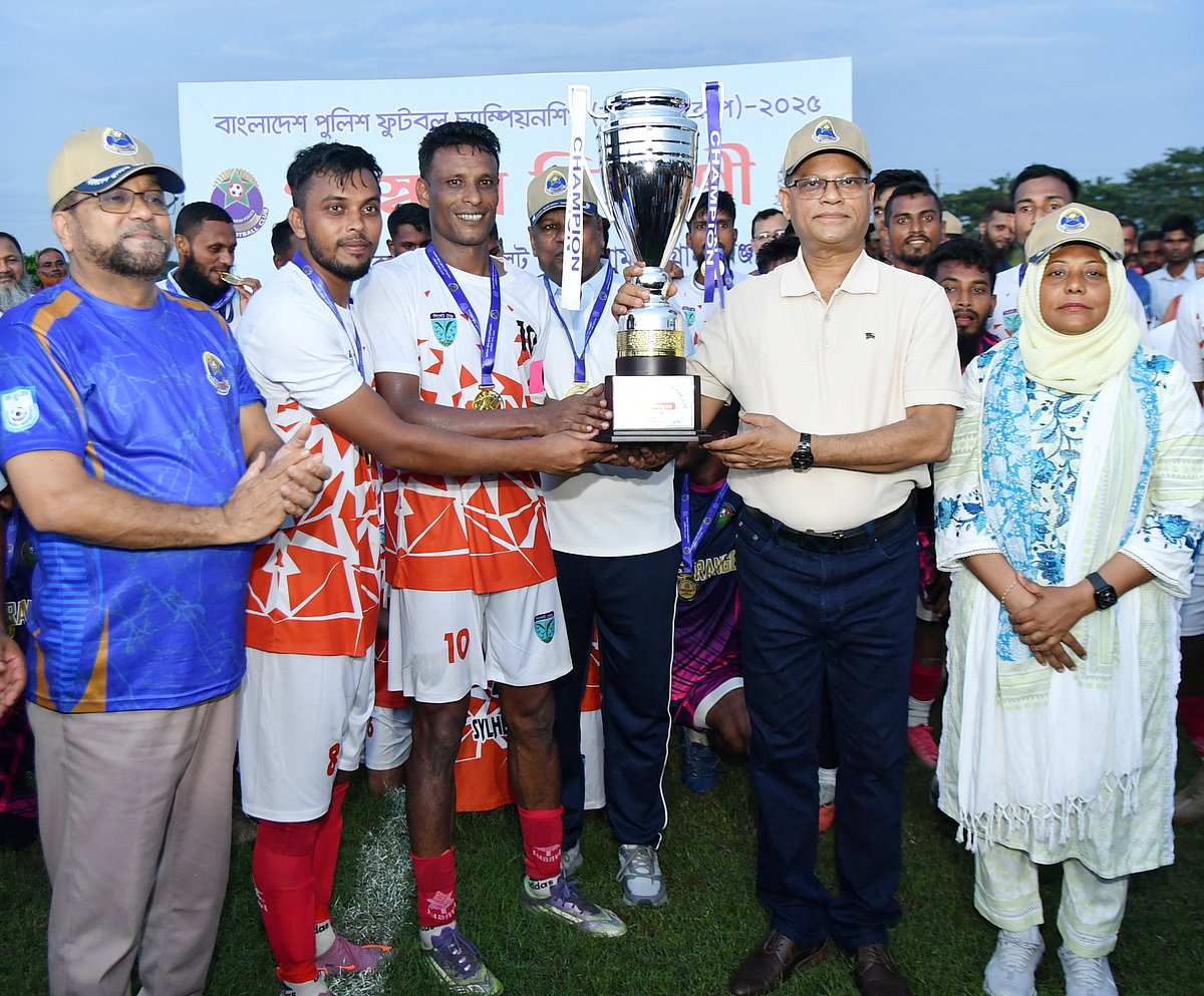 ক্রীড়া ক্ষেত্রে সাফল্যের স্বাক্ষর রাখতে চায় পুলিশ: আইজিপি