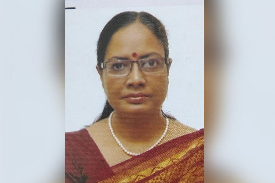 অধ্যাপক দীপ্তি সাহা