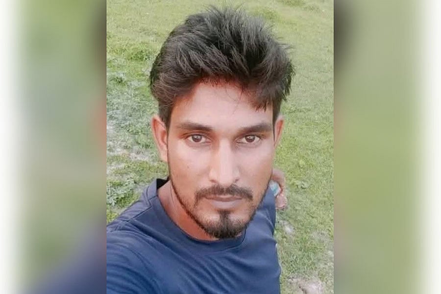 ‘কেহু আমাকে মাইর‌্যা ফেললে লাশটা আইন্যা কবর দিস, মা’