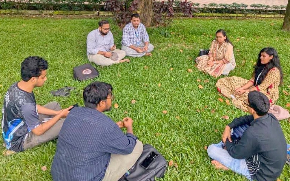 ‘রোমিও অ্যান্ড জুলিয়েট’ নিয়ে ড্যাফোডিল বন্ধুসভার পাঠচক্র
