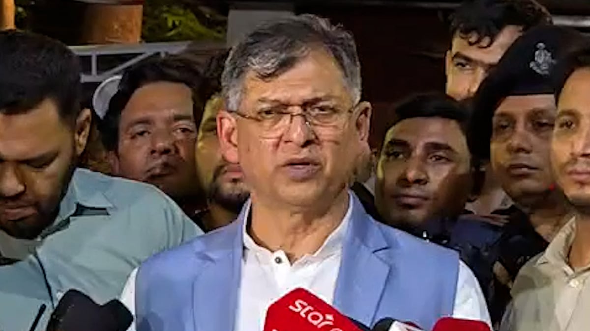 রাষ্ট্রপতি প্রার্থী কে হবেন, সিদ্ধান্ত নেবেন তারেক রহমান: স্বরাষ্ট্রমন্ত্রী