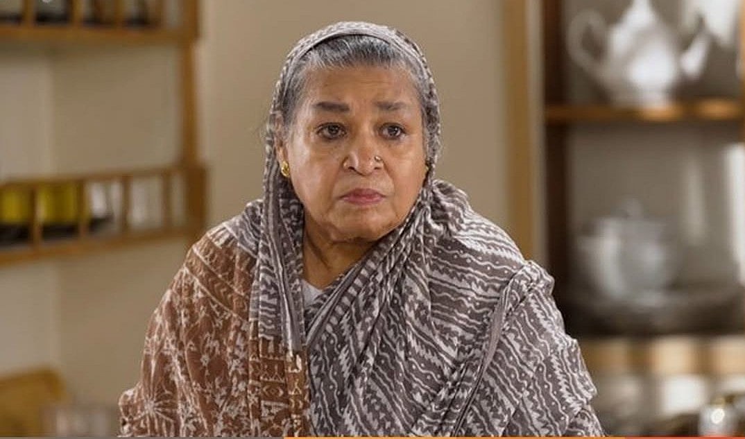 মঞ্চ, টেলিভিশন নাটক ও চলচ্চিত্র—চার দশকের বেশি সময় অভিনয়ের সঙ্গে যুক্ত ছিলেন রিনা রহমান