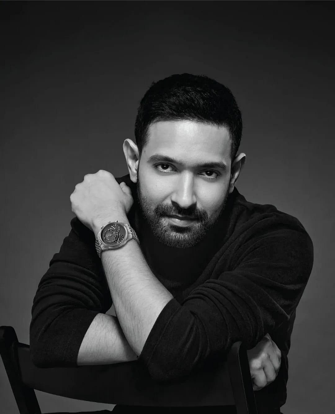 ১০ ছবিতে বিক্রান্ত ম্যাসি