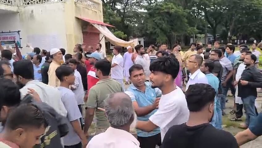 শরীয়তপুরে জামায়াতের কর্মসূচিতে হামলা, অভিযোগ বিএনপির নেতা–কর্মীদের বিরুদ্ধে