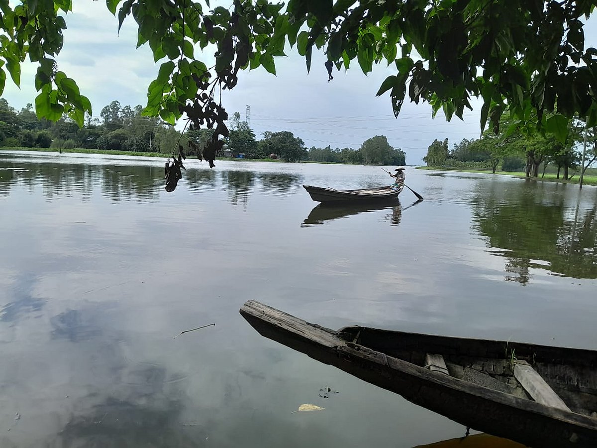 জলাবন লক্ষ্মীবাঁওড়ে এক দিন