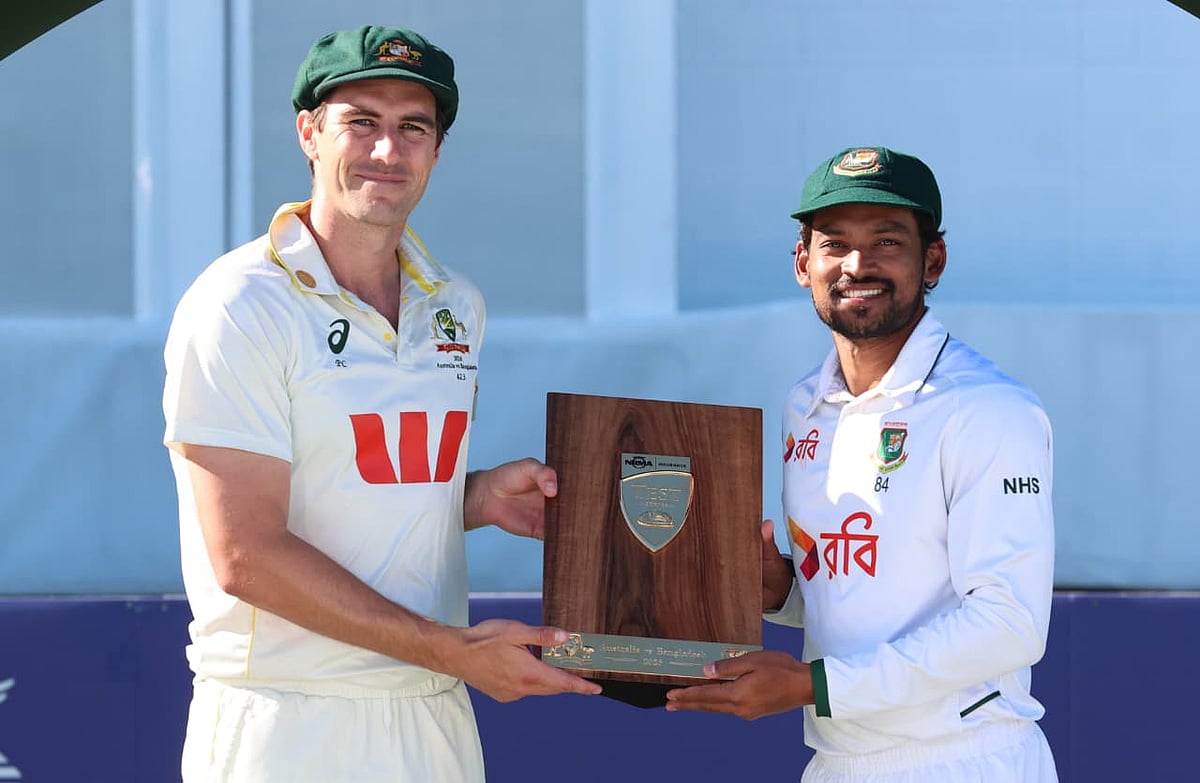 সমতার সিরিজে ট্রফি দুই দলেরই