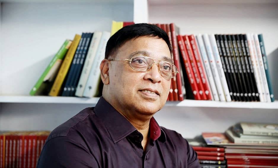 ভ্যাপিংয়ের মূল কারণ হলো অজ্ঞতা এবং বন্ধুদের আড্ডা