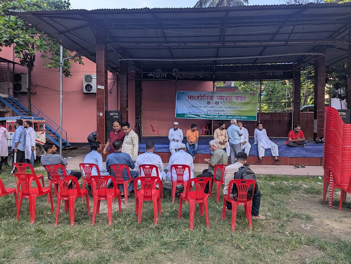 হাসনাতের দুঃখ প্রকাশ, এনসিপির সভা প্রতিহত থেকে সরে দাঁড়ালেন কওমি শিক্ষার্থীরা