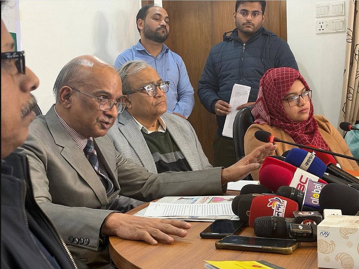গণ-অভ্যুত্থানে ক্ষমতাচ্যুত হওয়ার আগে আওয়ামী লীগের দেড় যুগের শাসনকালে গুম করে হত্যার পর অনেক ব্যক্তির লাশ ফেলা হয়েছে বরিশালের বলেশ্বর নদে ও বরগুনার পাথরঘাটায়। চলতি বছরের ৬ জানুয়ারি সংবাদ সম্মেলনে গুমসংক্রান্ত তদন্ত কমিশনের সদস্যরা এ কথা জানিয়েছিলেন।