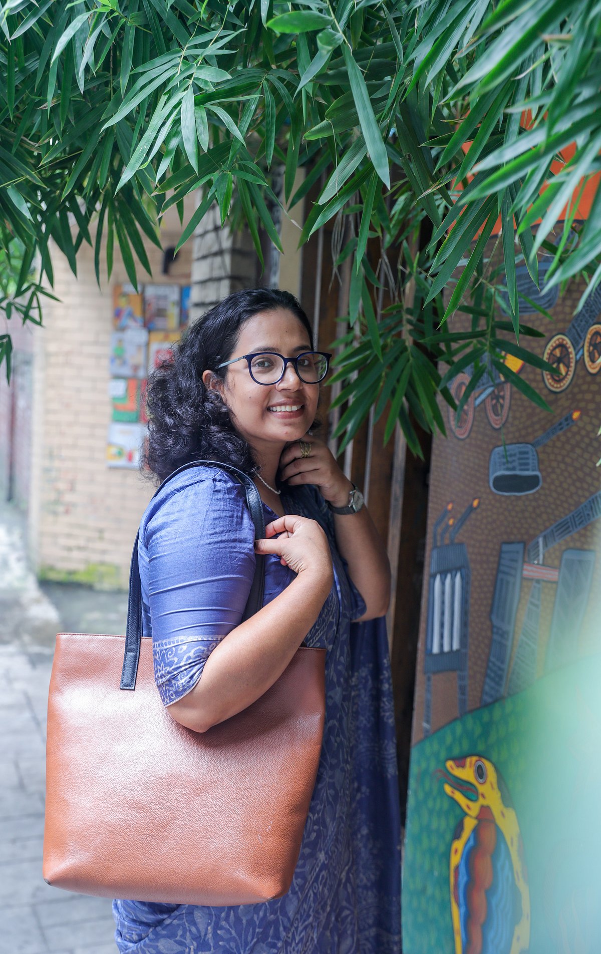 চামড়ার ব্যাগের যত্ন নেবেন যেভাবে