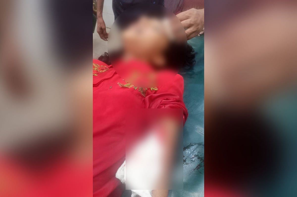 ছুরিকাঘাতে আহত স্কুলছাত্রী আফরা ইবনাত