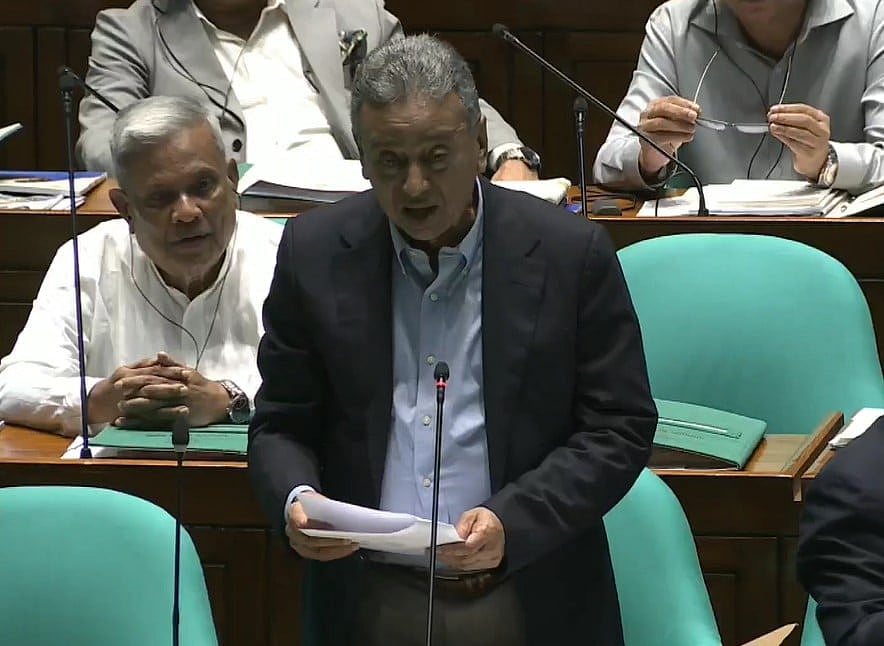 জাতীয় সংসদে অর্থমন্ত্রী আমির খসরু মাহমুদ চৌধুরী