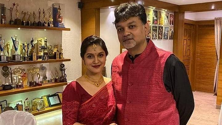 বিয়ের পর মিথিলার সঙ্গে সৃজিত মুখার্জি