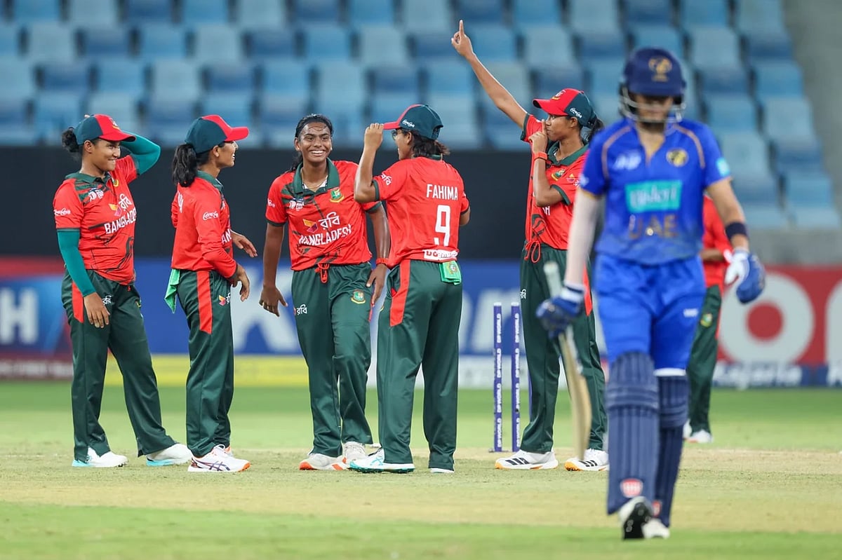 বোলিংয়ে এমন উদ্যাপনের উপলক্ষ একটু পরপরই পেয়েছেন বাংলাদেশের মেয়েরা