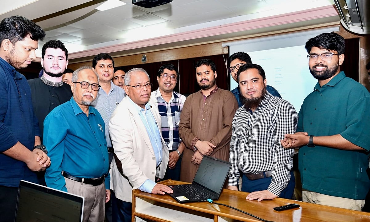 ‘সিইউ সার্টিফিকেটস অ্যান্ড ট্রান্সক্রিপ্টস পোর্টাল’ উদ্বোধন করেন চট্টগ্রাম বিশ্ববিদ্যালয়ের উপাচার্য উপাচার্য মোহাম্মদ আল্-ফোরকান । আজ বিকেল তিনটায় বিশ্ববিদ্যালয়ের উপাচার্য দপ্তরের সিনেট কক্ষে