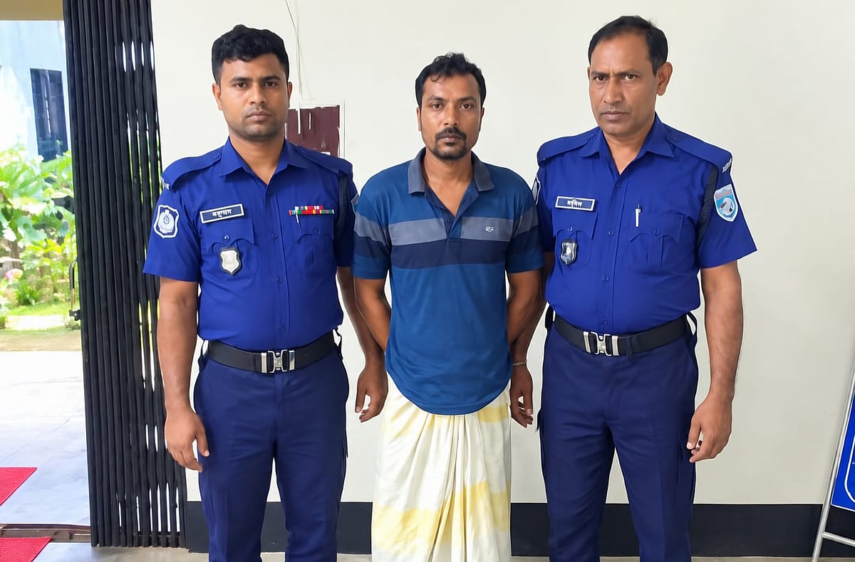 গ্রেপ্তার মাসুদ মিয়া