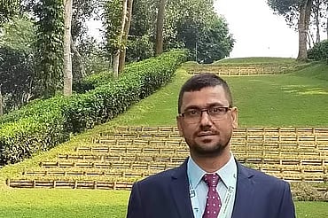 সন্তান অন্তর্মুখী হলে কীভাবে তার মন বুঝবেন