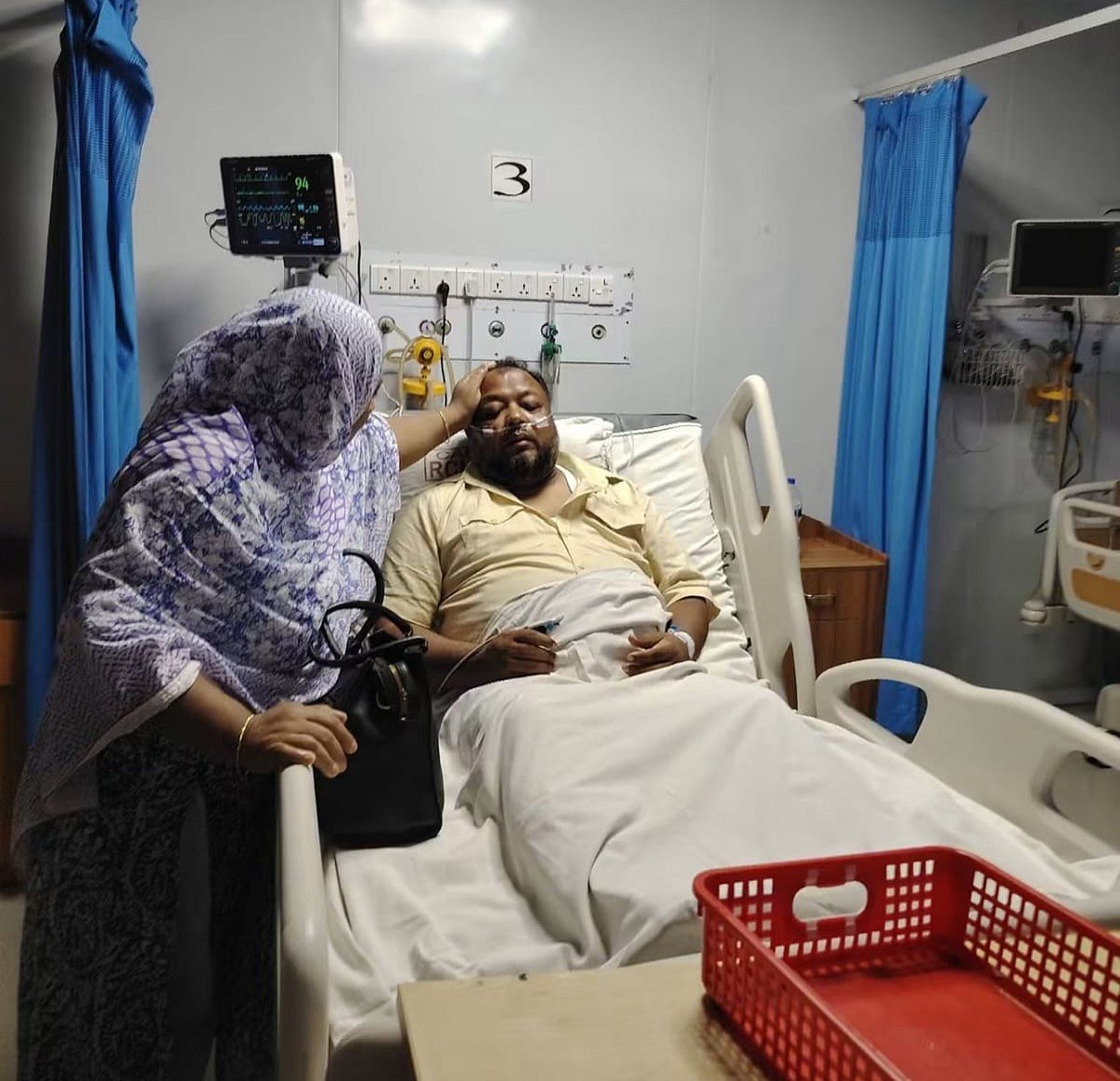 মারামারিতে আহত আদিতমারীর পলাশী ইউনিয়ন বিএনপির সভাপতি হামিদুর রহমান একটি বেসরকারি হাসপাতালে চিকিৎসা নিচ্ছেন