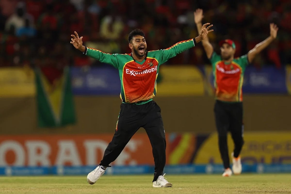 সিপিএলে পা রেখেই সফল মিরাজ, সাকিব–তামিমরা সেখানে কী করেছেন