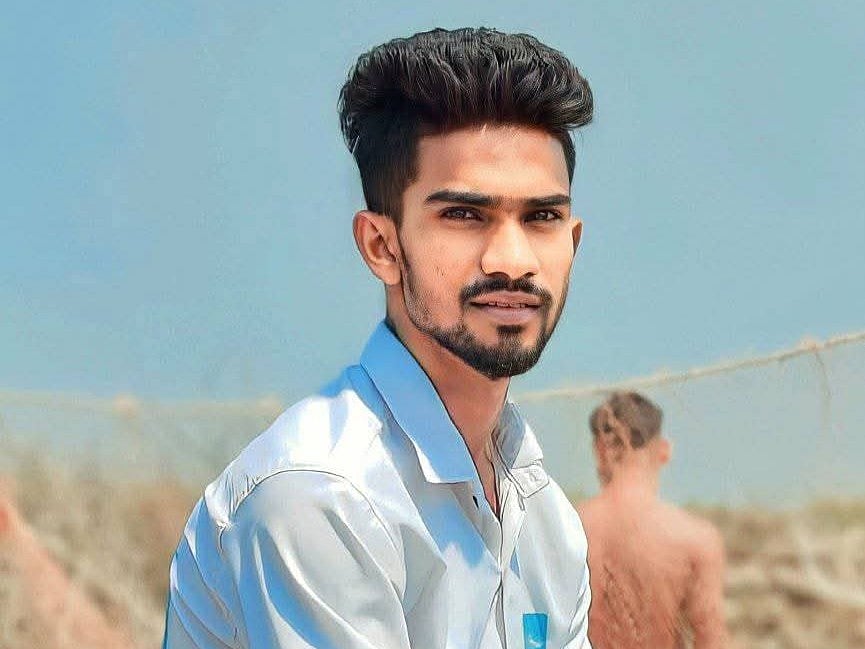ফরহাদ হোসেন 