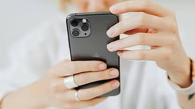 The use of phone calls in the car's new benefits