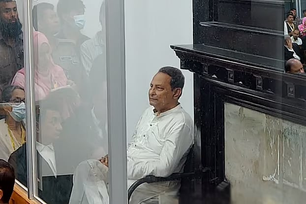 রায় ঘোষণার সময় আন্তর্জাতিক অপরাধ ট্রাইব্যুনাল–২–এ হাসানুল হক ইনু। ৩০ জুন ২০২৬
