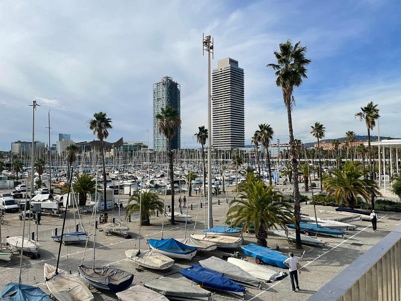 Barcelona: Un monumento a Colón en el Mar Mediterráneo