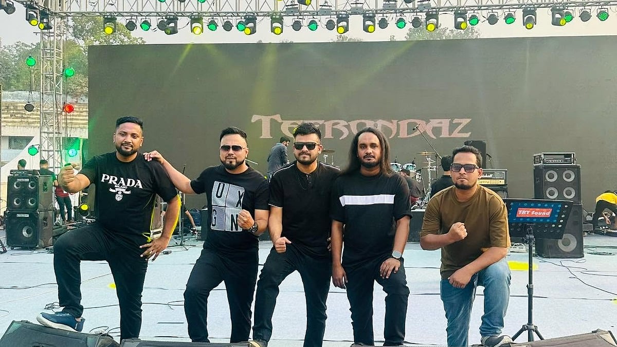 শাটল ট্রেন থেকে জাতীয় মঞ্চে, আলোচিত ব্যান্ড তীরন্দাজের গল্পটা জানেন কী
